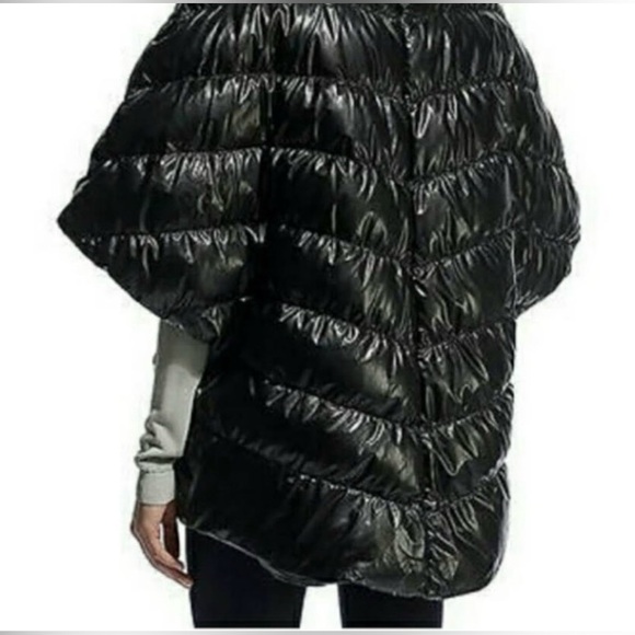 NWT Nike Cascade Down Puffer Poncho Jacket - Picture 2 of 14